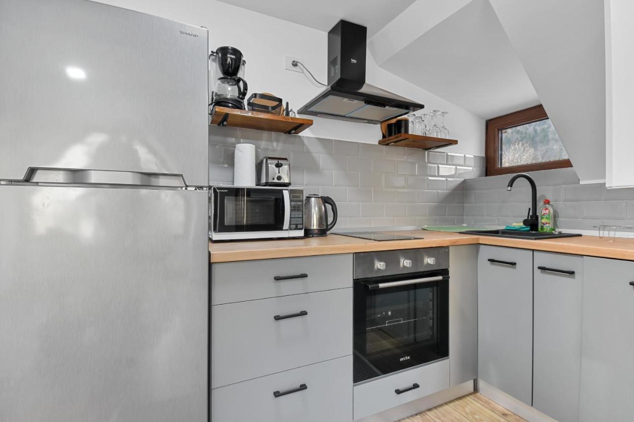 Two Bedrooms Hytta Apartment 시나이아 외부 사진
